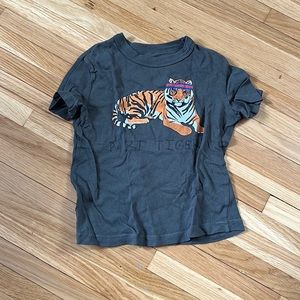Chaser size 5 tiger short sleeved tee